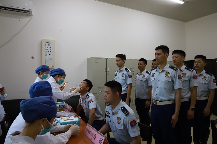 我院专家团队为全区消防指战员开展口腔健康培训 第 3 张