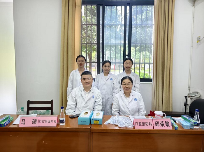 我院专家团队为全区消防指战员开展口腔健康培训 第 4 张 我院专家团队为全区消防指战员开展口腔健康培训 第 4 张