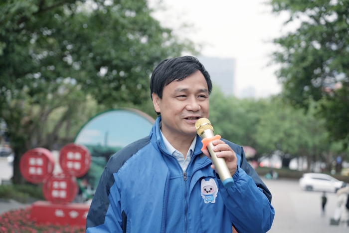700.jpg