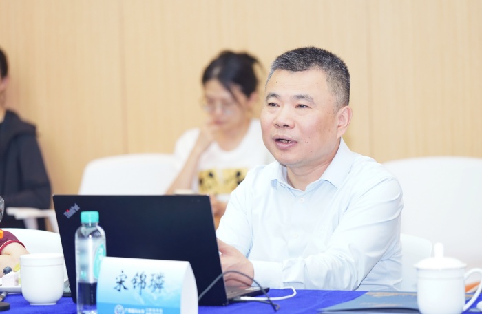 广西医科大学东盟国际口腔医学院承办国家卫生健康委员会“十五五”规划教材《口腔医学技术导论》中期审稿会 第 6 张