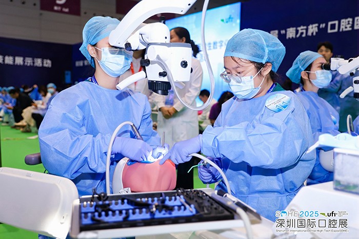 深圳国际口腔展:廖红兵教授解读RCEP东盟口腔合作深耕之路,我院学子获评“创新之星” 第 3 张 深圳国际口腔展:廖红兵教授解读RCEP东盟口腔合作深耕之路,我院学子获评“创新之星” 第 3 张