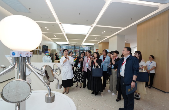 中国医院协会口腔医院分会第六届常委会第四次会议在我院顺利召开 第 6 张